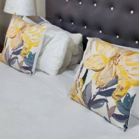 Garden Corner Guesthouse ボーフォート・ウェスト エクステリア 写真